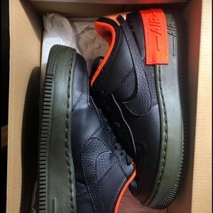 Nike womens AF1 Shadow SE
